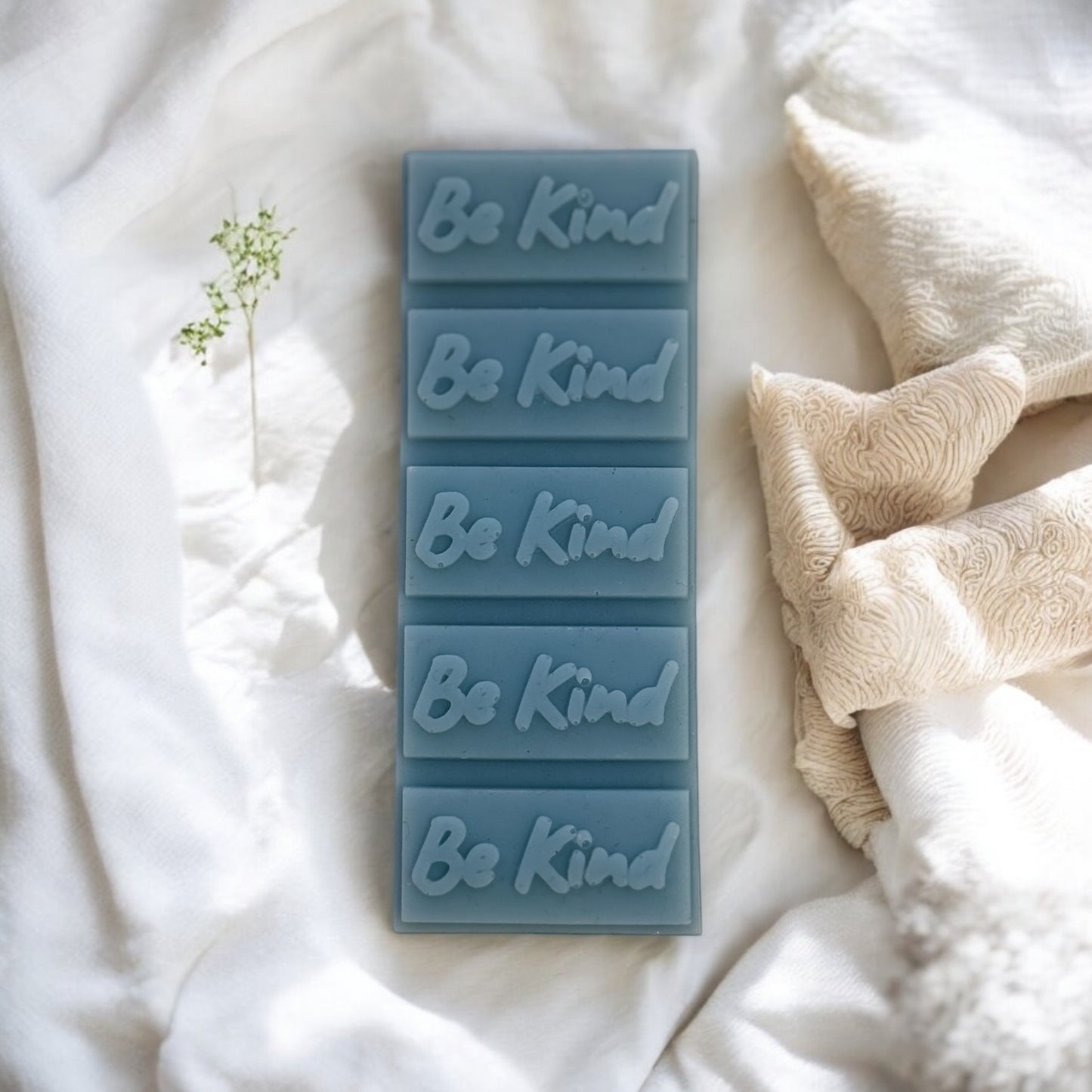 ‘Be Kind’ Wax Bar  image 0