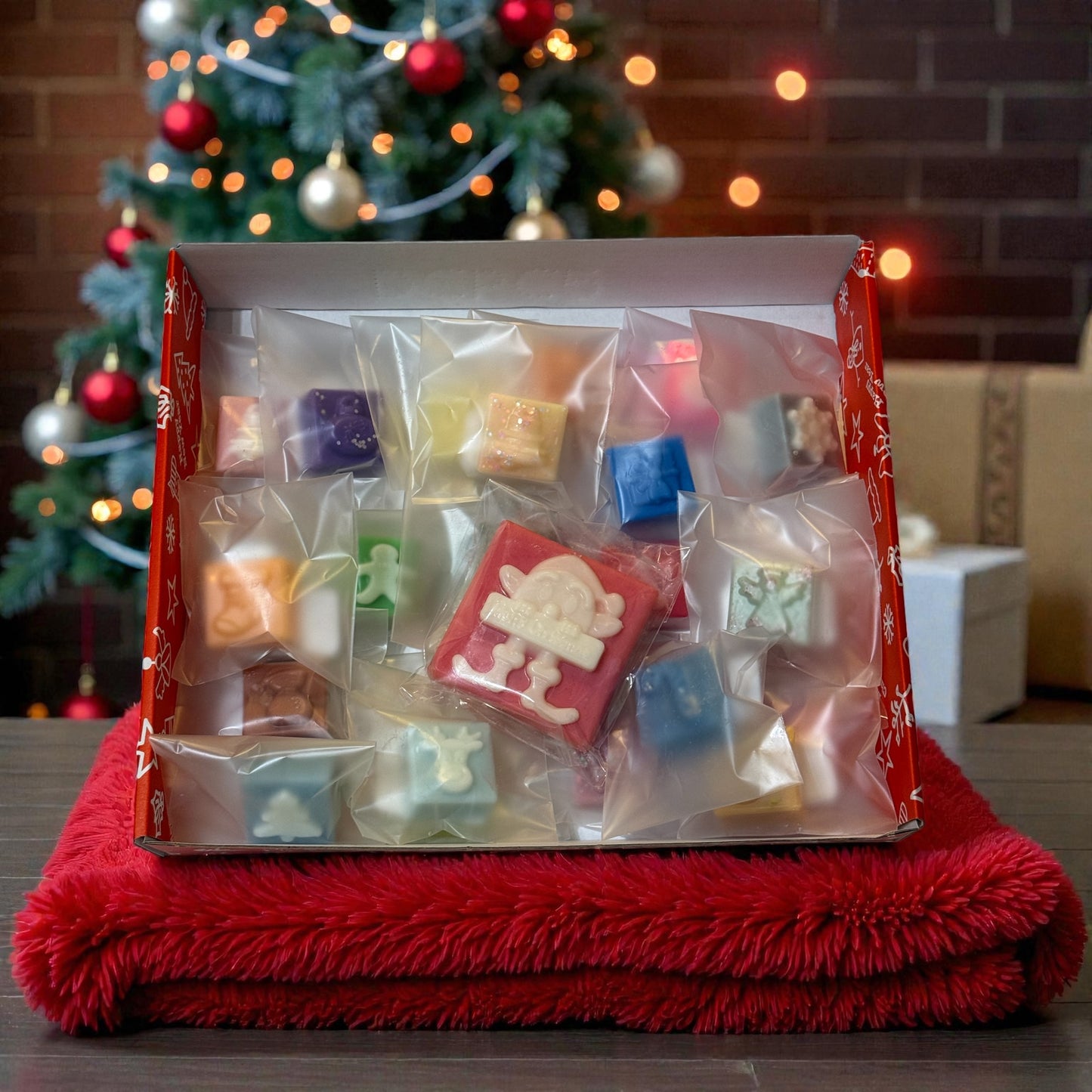 Christmas Shape Box - 25 Festive Fragrances