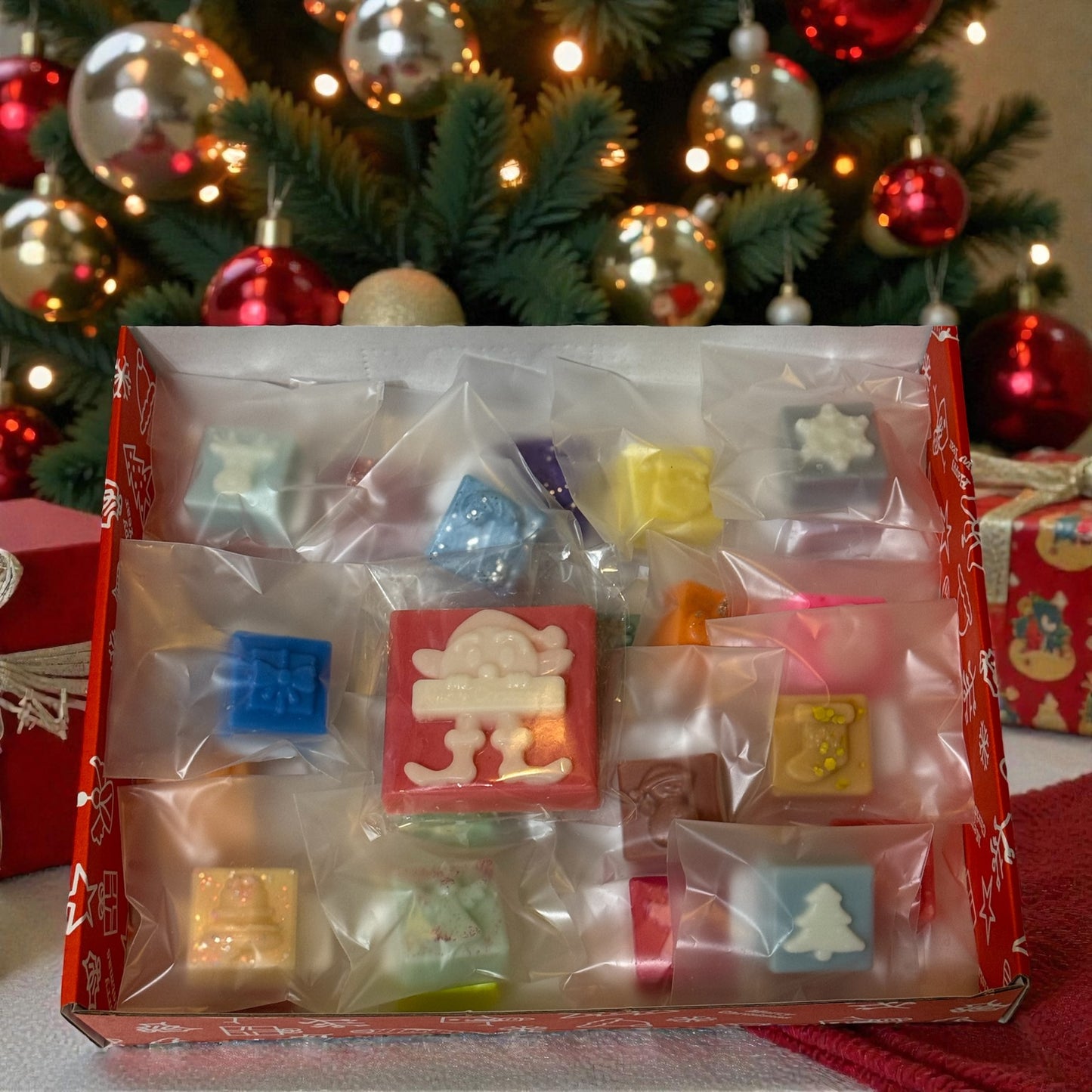 Christmas Shape Box - 25 Festive Fragrances