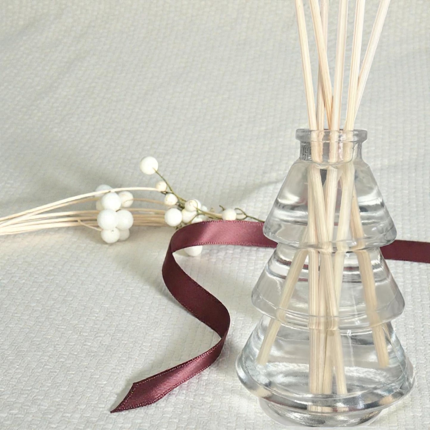Christmas Tree 100ml Reed Diffuser | 6 Natural Reeds